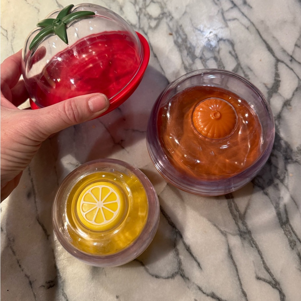 WILLIAMS SONOMA ✨ Tomato Onion Lemon pod storage holders Joie
